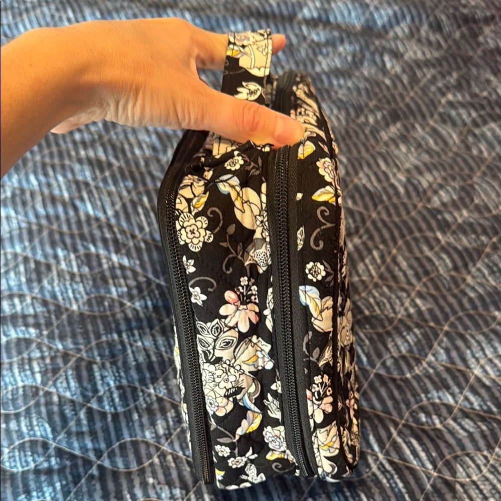 Floral Black and White/ Pastel Makeup Case - Holland Garden - Picture 11 of 12